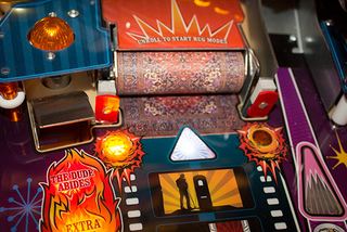 Illustration for article titled The amazing prototype of The Big Lebowski pinball machine abides
